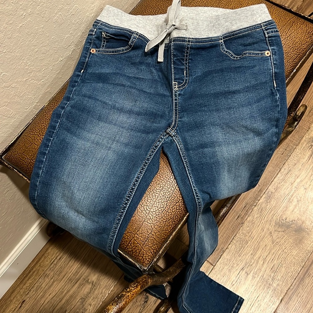 Like New Justice Boot Cut Mid Rise Soft & Stretchy Sweats waist top Cool Jeans!
